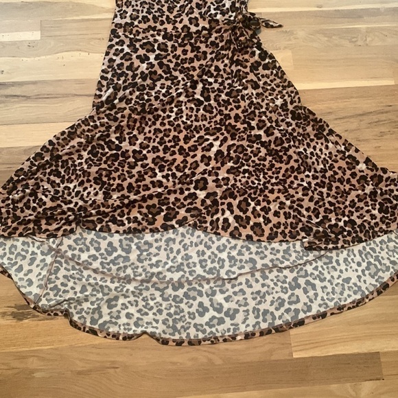 MOTHERHOOD Maternity Leopard Print High Low Flowy Nursing Wrap Dress Women’s M - Picture 14 of 15